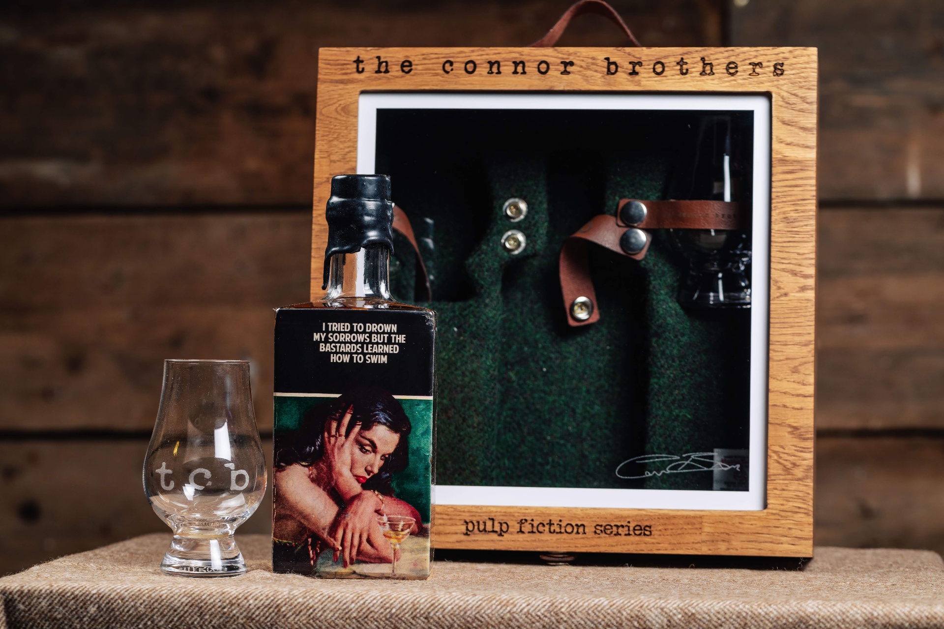 Bottle and Glencairn out of the box — powder coat and UV-printed artwork.