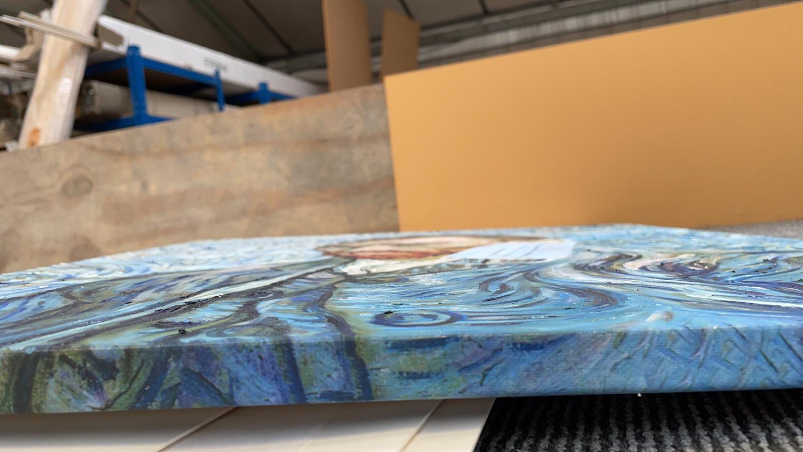 Edge view — physical depth of the surface after machining and print.